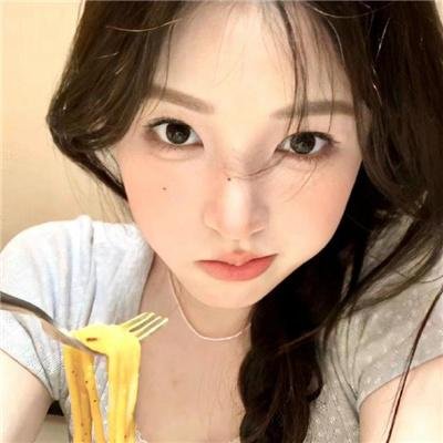 亚曼达厌世系